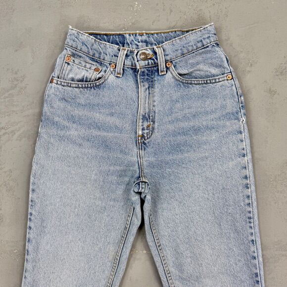 Vintage 1994 Levi's 521 Tapered Fit Red Tab Jeans MADE IN USA Fit 24 x 27 - Picture 4 of 8